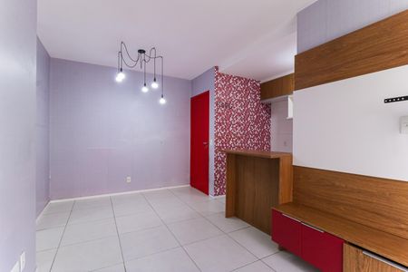 Sala de apartamento à venda com 2 quartos, 55m² em Todos Os Santos, Rio de Janeiro