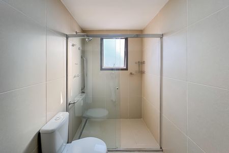 Banheiro de kitnet/studio para alugar com 1 quarto, 32m² em Sacomã, São Paulo