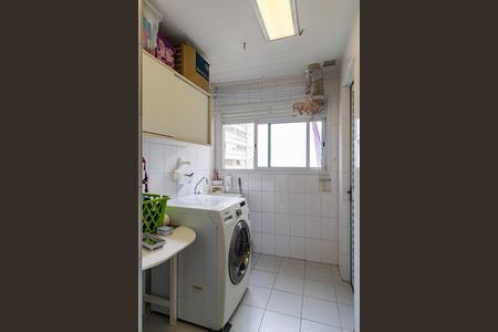 Apartamento à venda com 118m², 3 quartos e 2 vagasÁrea de Serviço