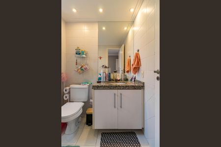 Apartamento à venda com 118m², 3 quartos e 2 vagasBanheiro do Quarto 2