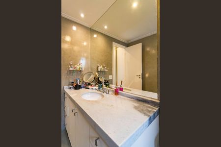 Apartamento à venda com 118m², 3 quartos e 2 vagasBanheiro do Quarto 3