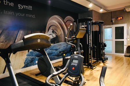 Apartamento para alugar com 97m², 2 quartos e 1 vaga Apartamento para alugar com 97m², 2 quartos e 1 vagaÁrea comum - Academia