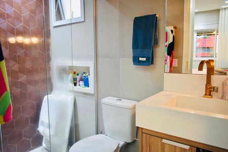 Apartamento para alugar com 97m², 2 quartos e 1 vaga Apartamento para alugar com 97m², 2 quartos e 1 vagaBanheiro da Suíte