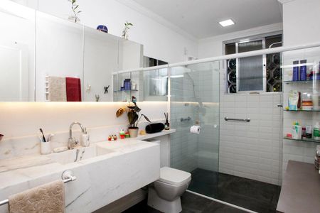 Apartamento à venda com 151m², 3 quartos e sem vagaBanheiro 1