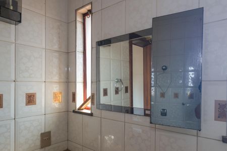 Casa à venda com 504m², 4 quartos e 8 vagasBanheiro da Suíte 1