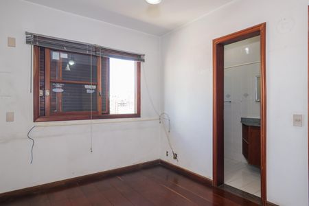 Casa à venda com 504m², 4 quartos e 8 vagasSuíte 4