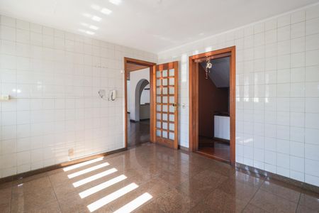 Casa à venda com 504m², 4 quartos e 8 vagasCopa