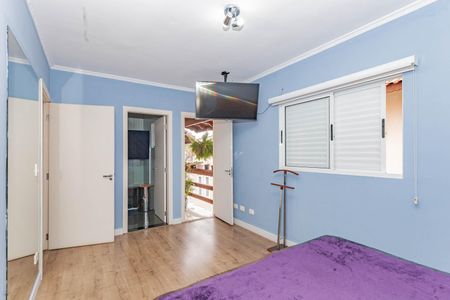 Casa de condomínio à venda com 157m², 3 quartos e 3 vagasSuíte