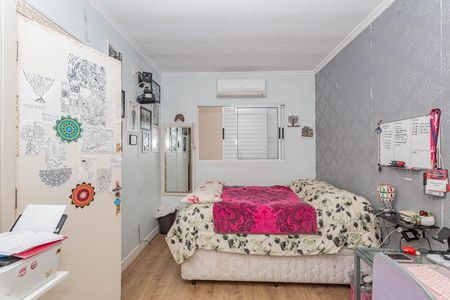 Casa de condomínio à venda com 157m², 3 quartos e 3 vagasQuarto 2