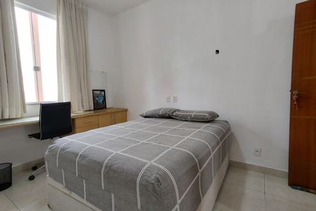 Casa para alugar com 368m², 4 quartos e 3 vagas Casa para alugar com 368m², 4 quartos e 3 vagasQuarto 2