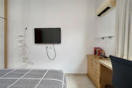 Casa para alugar com 368m², 4 quartos e 3 vagas Casa para alugar com 368m², 4 quartos e 3 vagasQuarto 2