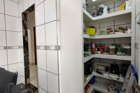 Casa para alugar com 368m², 4 quartos e 3 vagas Casa para alugar com 368m², 4 quartos e 3 vagasCozinha