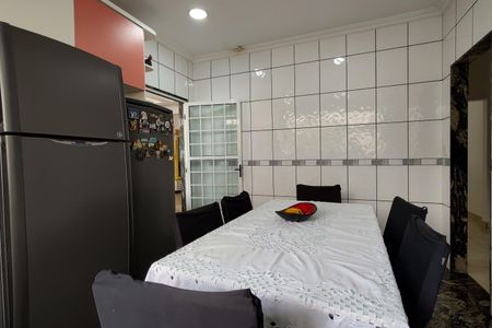 Casa para alugar com 368m², 4 quartos e 3 vagas Casa para alugar com 368m², 4 quartos e 3 vagasCozinha