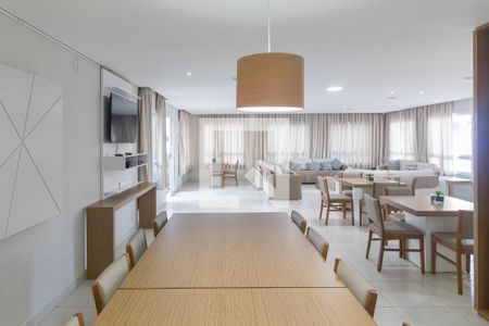 Apartamento à venda com 64m², 3 quartos e 1 vaga Apartamento à venda com 64m², 3 quartos e 1 vagaÁrea comum - Salão de festas