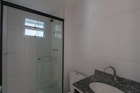 Apartamento à venda com 64m², 3 quartos e 1 vaga Apartamento à venda com 64m², 3 quartos e 1 vagaBanheiro