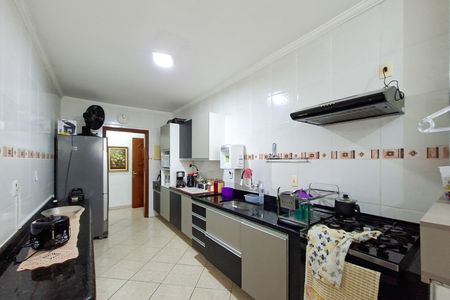 Apartamento para alugar com 93m², 2 quartos e 1 vagaCozinha