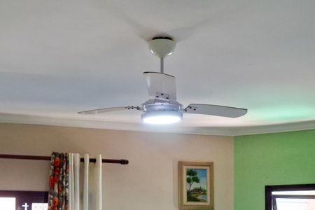 Sala de apartamento para alugar com 2 quartos, 93m² em Vila Tupi, Praia Grande