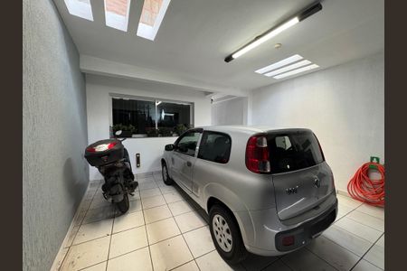 Casa à venda com 185m², 3 quartos e 2 vagas Casa à venda com 185m², 3 quartos e 2 vagasGaragem