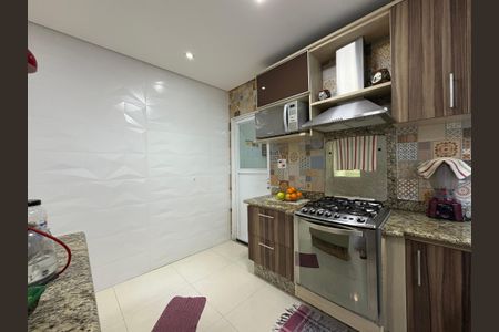 Casa à venda com 185m², 3 quartos e 2 vagas Casa à venda com 185m², 3 quartos e 2 vagasCozinha