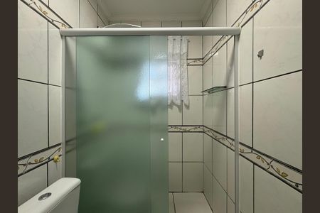 Casa à venda com 185m², 3 quartos e 2 vagas Casa à venda com 185m², 3 quartos e 2 vagasBanheiro da Suíte 2