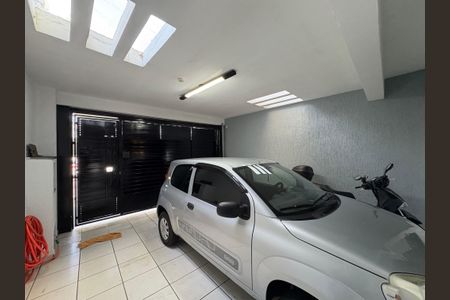 Casa à venda com 185m², 3 quartos e 2 vagas Casa à venda com 185m², 3 quartos e 2 vagasGaragem