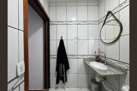 Casa à venda com 185m², 3 quartos e 2 vagas Casa à venda com 185m², 3 quartos e 2 vagasBanheiro da Suíte 2