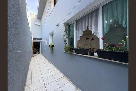 Casa à venda com 185m², 3 quartos e 2 vagas Casa à venda com 185m², 3 quartos e 2 vagasQuintal