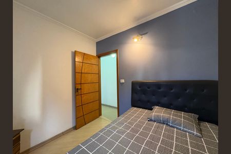 Casa à venda com 185m², 3 quartos e 2 vagas Casa à venda com 185m², 3 quartos e 2 vagasQuarto