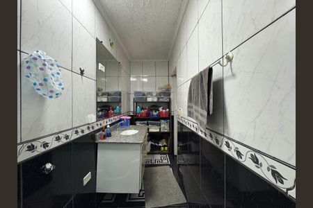 Casa à venda com 185m², 3 quartos e 2 vagas Casa à venda com 185m², 3 quartos e 2 vagasBanheiro da Suíte 1