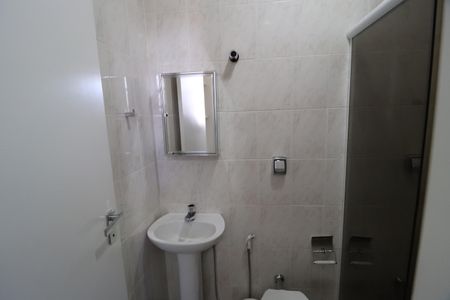 Apartamento para alugar com 340m², 5 quartos e 3 vagasBanheiro de serviço