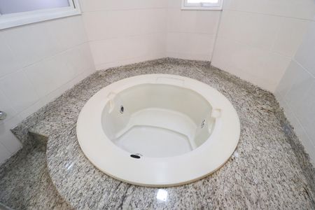 Apartamento para alugar com 340m², 5 quartos e 3 vagasSuíte 2