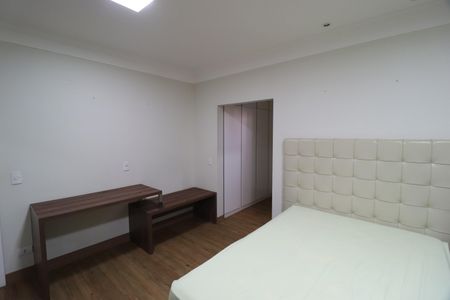 Apartamento para alugar com 340m², 5 quartos e 3 vagasQuarto 3 - Suíte 1