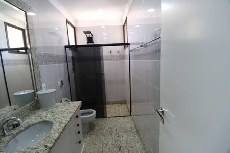 Apartamento para alugar com 340m², 5 quartos e 3 vagasBanheiro Social