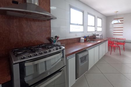 Apartamento para alugar com 480m², 5 quartos e 6 vagasCozinha
