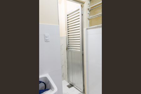 Apartamento à venda com 80m², 1 quarto e sem vagaBanheiro de Serviço