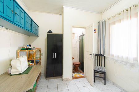 Casa à venda com 176m², 4 quartos e 2 vagas Casa à venda com 176m², 4 quartos e 2 vagasSuíte