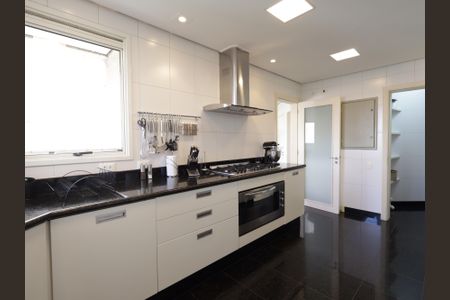 Apartamento à venda com 425m², 5 quartos e 6 vagasCozinha