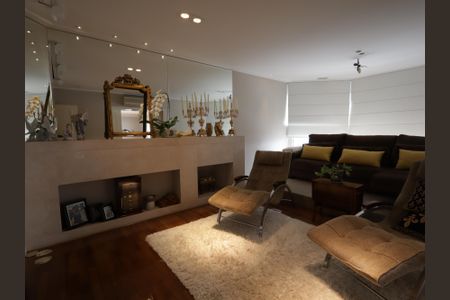 Apartamento à venda com 425m², 5 quartos e 6 vagasSala de TV