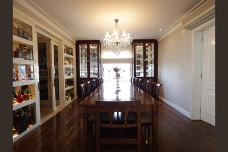 Apartamento à venda com 425m², 5 quartos e 6 vagasSala de Jantar