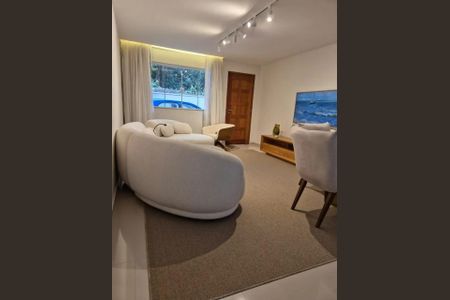 Sala de casa de condomínio à venda com 3 quartos, 140m² em Engenho do Mato, Niterói