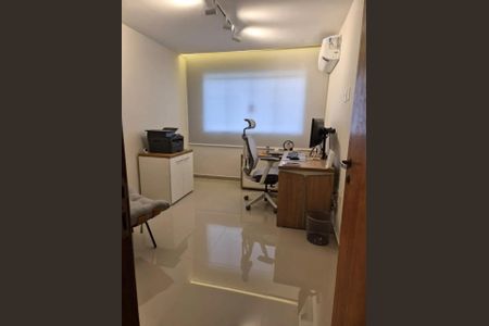 Quarto de casa de condomínio à venda com 3 quartos, 140m² em Engenho do Mato, Niterói