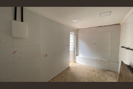 Casa à venda com 320m², 4 quartos e 9 vagas Casa à venda com 320m², 4 quartos e 9 vagasCozinha 2