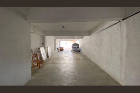 Casa à venda com 320m², 4 quartos e 9 vagas Casa à venda com 320m², 4 quartos e 9 vagasGaragem
