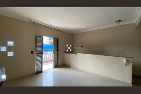 Casa à venda com 320m², 4 quartos e 9 vagas Casa à venda com 320m², 4 quartos e 9 vagasSala