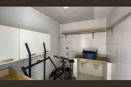 Casa à venda com 320m², 4 quartos e 9 vagas Casa à venda com 320m², 4 quartos e 9 vagasÁrea de Serviço