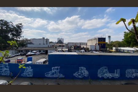 Casa à venda com 320m², 4 quartos e 9 vagas Casa à venda com 320m², 4 quartos e 9 vagasVista da Varanda da Suite