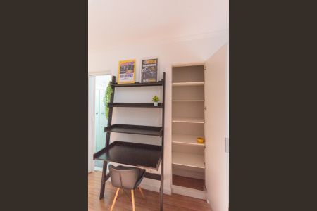 Apartamento à venda com 44m², 1 quarto e sem vagaSala/Quarto