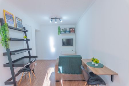 Apartamento à venda com 44m², 1 quarto e sem vagaSala/Quarto