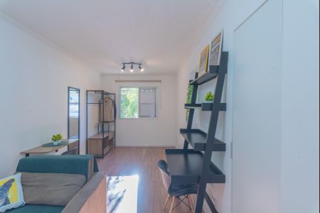 Apartamento à venda com 44m², 1 quarto e sem vagaSala/Quarto