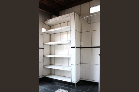 Casa à venda com 185m², 3 quartos e 2 vagasÁrea de Serviço 1